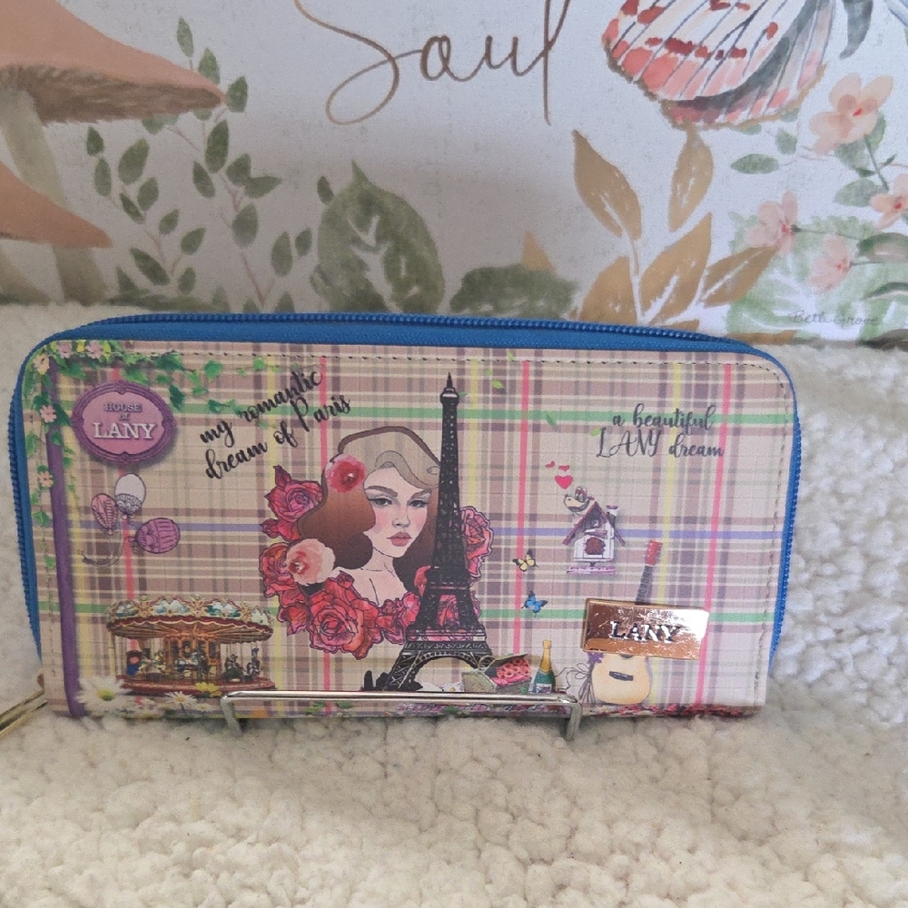 LANY ZIP AROUND WALLET